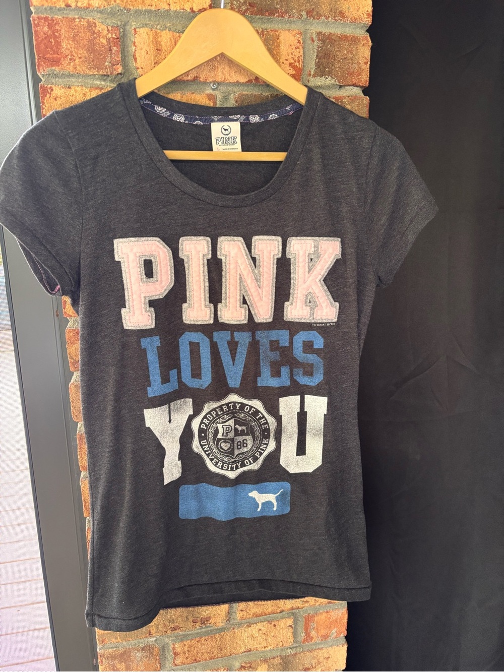 Vintage Y2K Victoria Secret T Shirt with Pink Logo Large